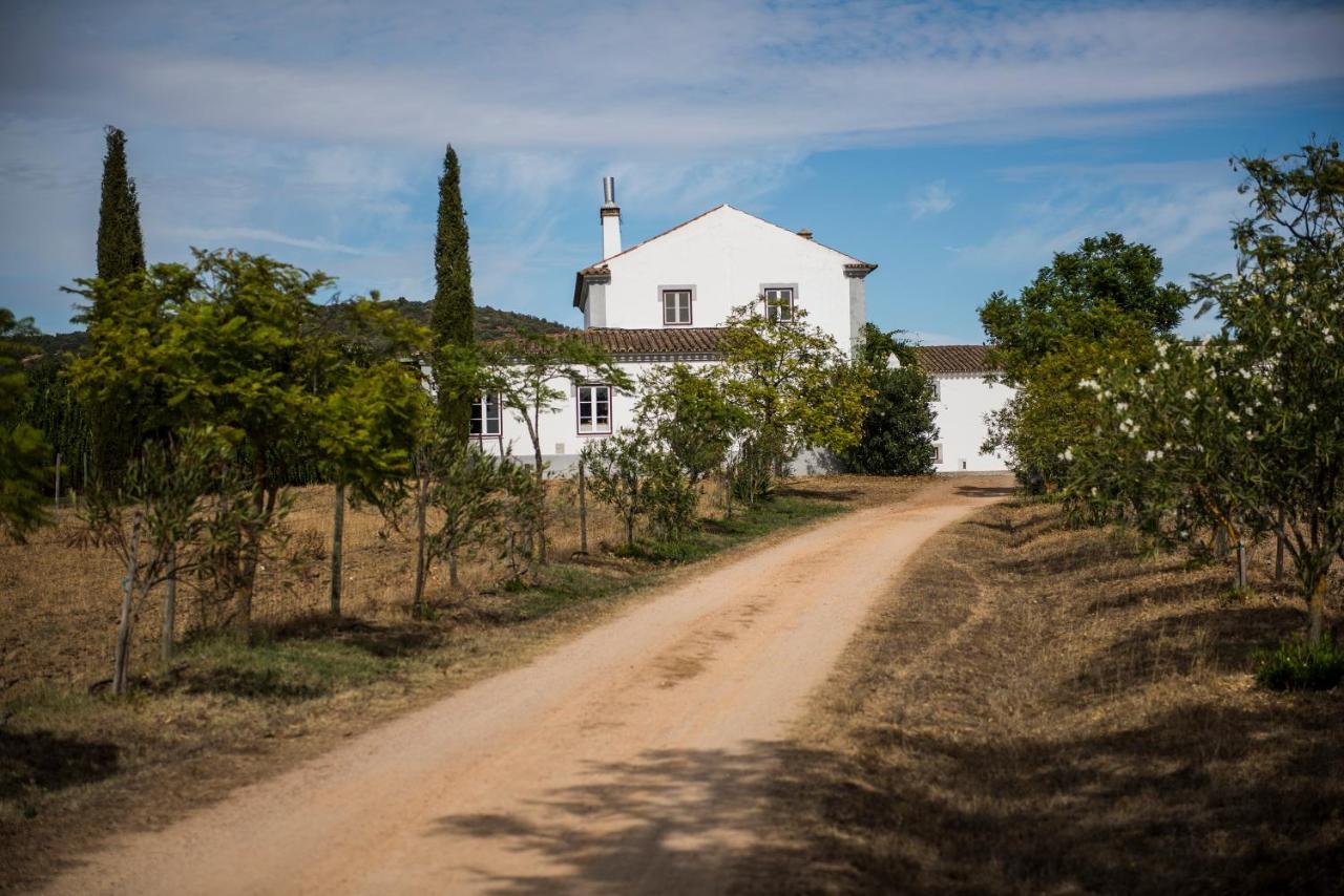 Herdade Dos Alfanges "The Barn" 维亚纳杜阿连特茹 外观 照片